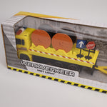 Lade das Bild in den Galerie-Viewer, Lastwagen mit blinkendem Pfeil (Licht) 10x32cm, Baustellenfahrzeug LKW, Toi-Toys
